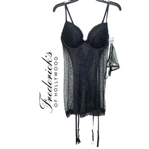 Frederick's of Hollywood NWT Black Sheer Lace Bustier & Panty Lingerie Set XL